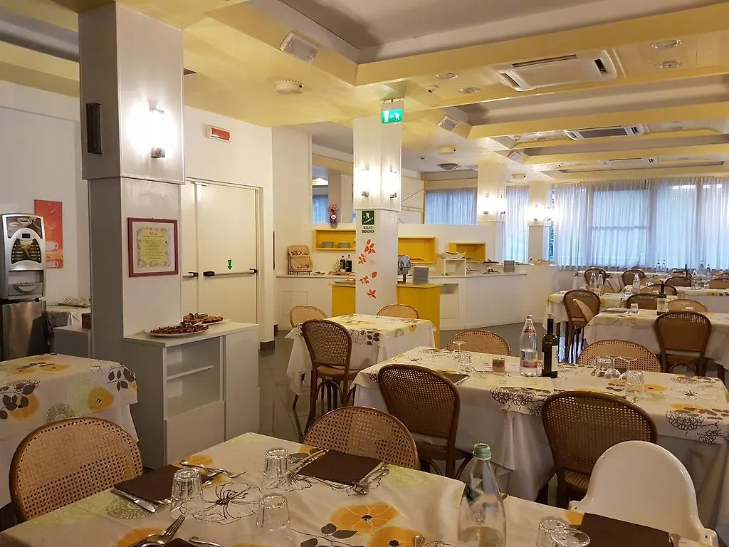 Hotel Desire'