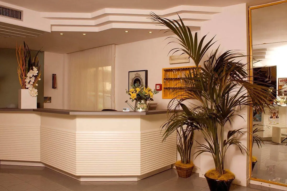 Hotel Desire'